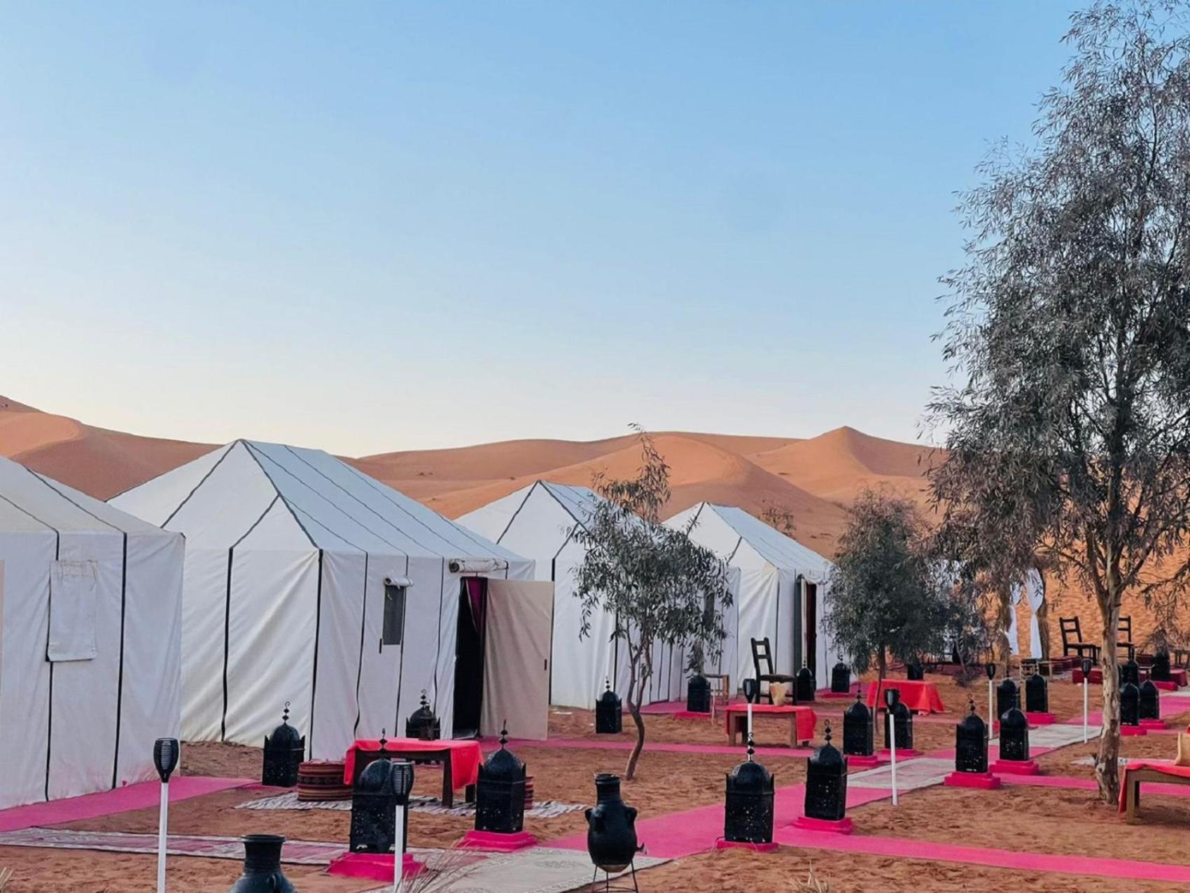 Erg Chebbi Khamlia Desert Camp เมอร์ซูกา ภายนอก รูปภาพ