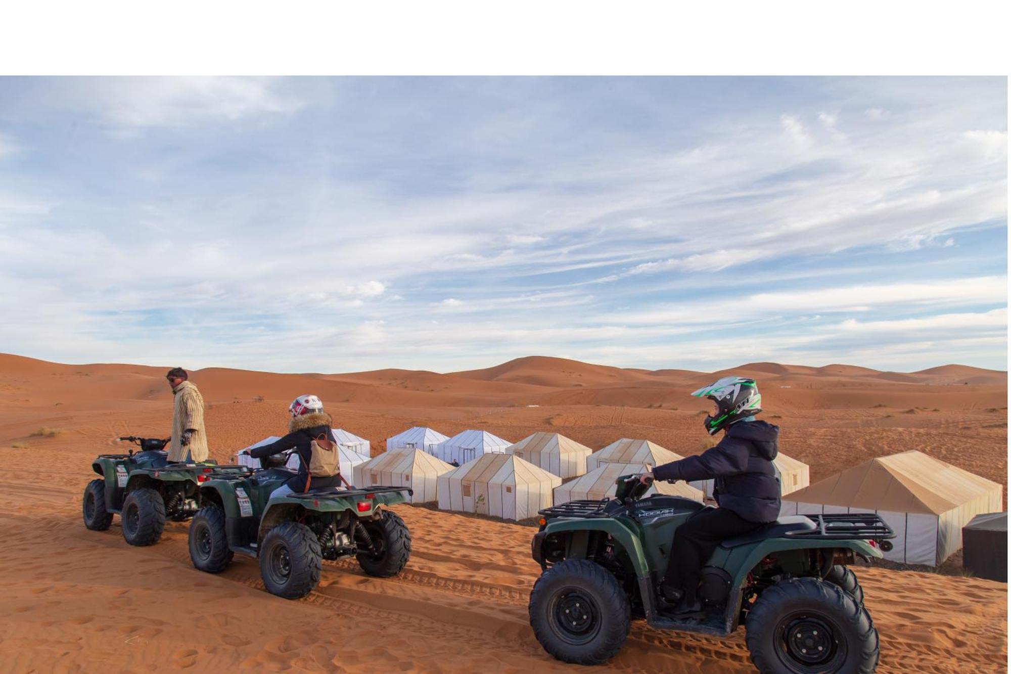Erg Chebbi Khamlia Desert Camp เมอร์ซูกา ภายนอก รูปภาพ